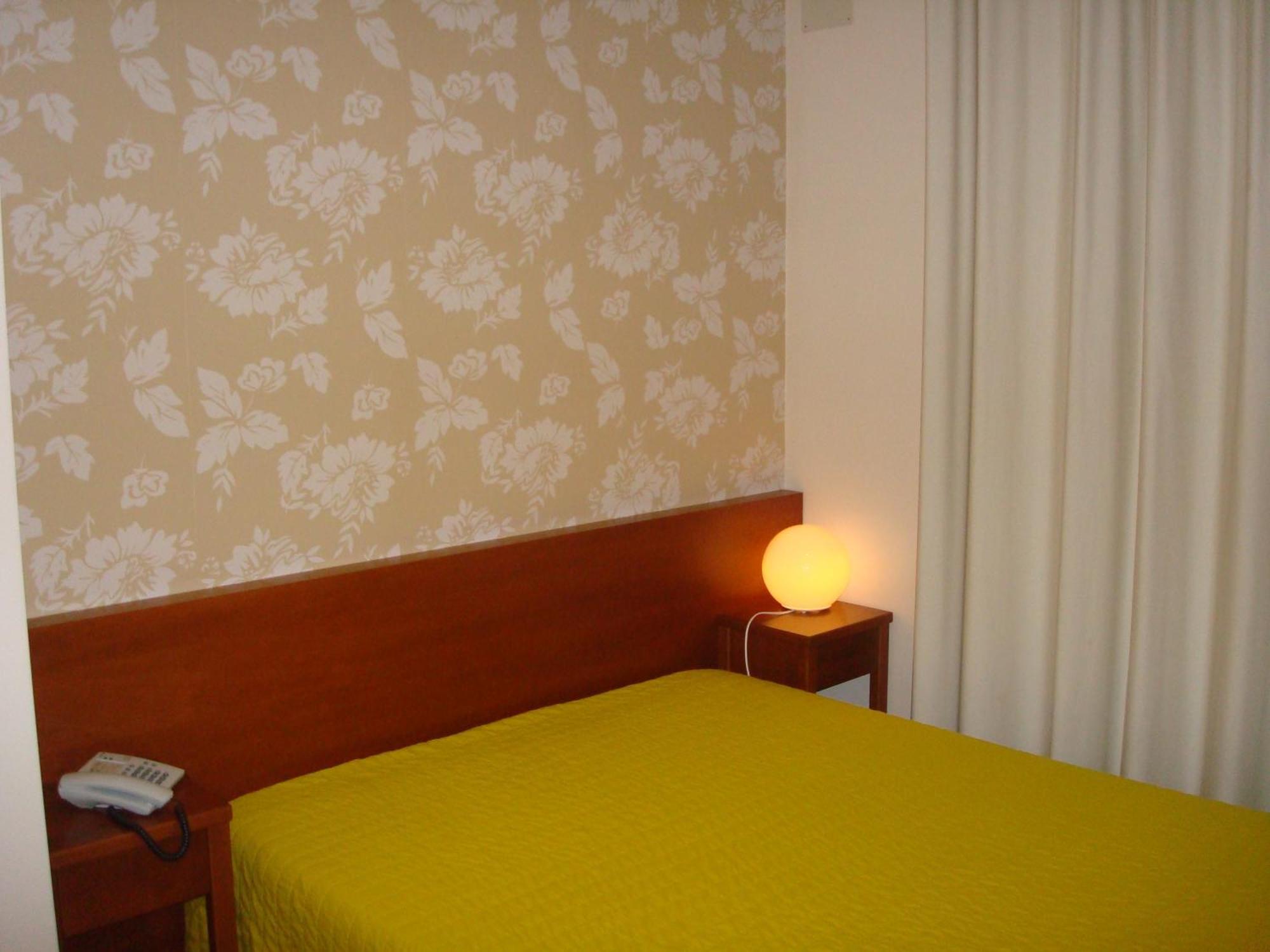 Hotel Gameiro Ентронкаменто Стая снимка