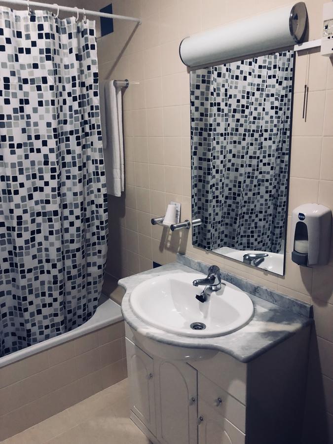 Hotel Gameiro Ентронкаменто Екстериор снимка